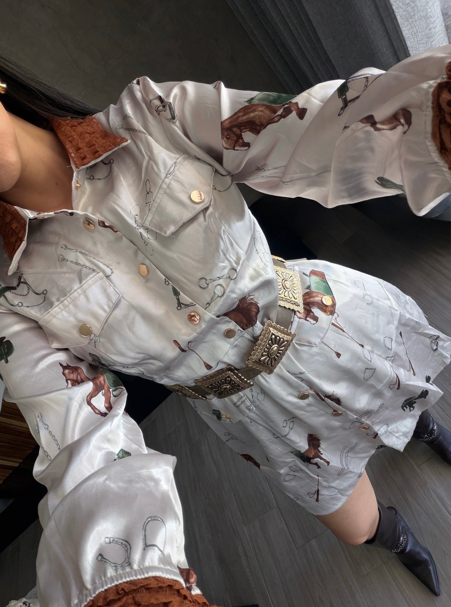 Vestido Satinado Caballos