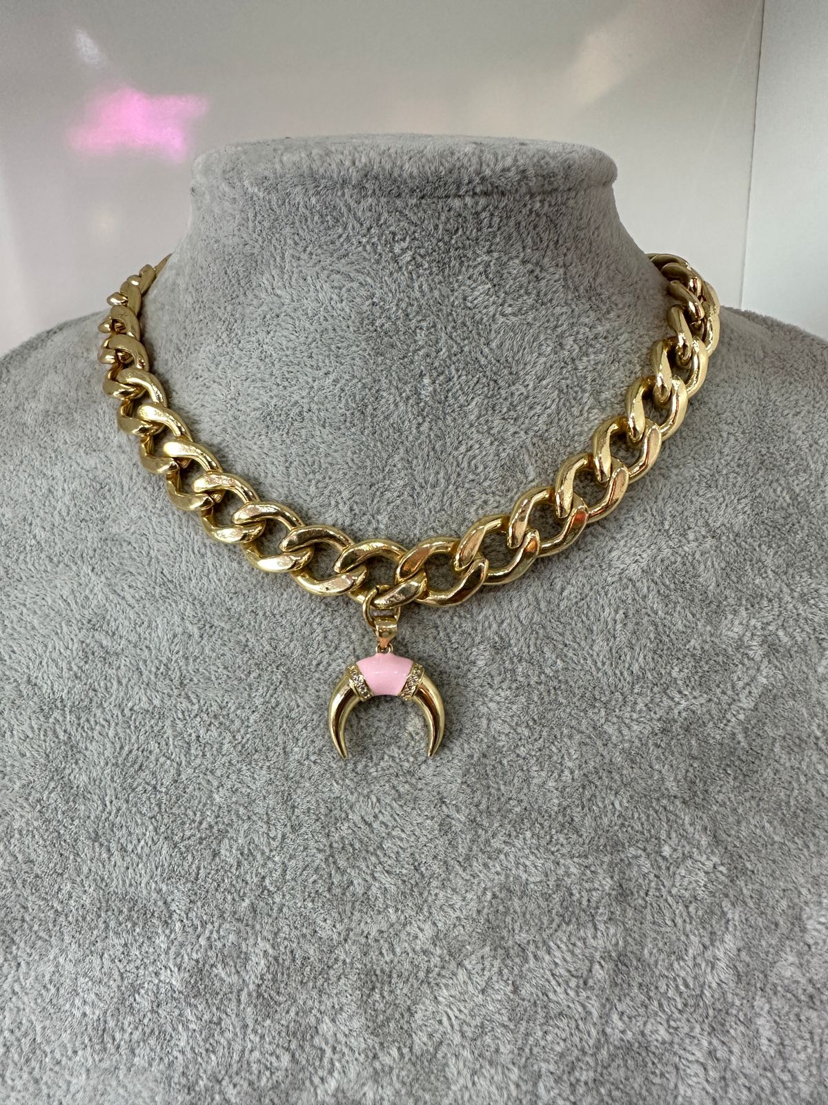 Cadena Cuerno Rosa