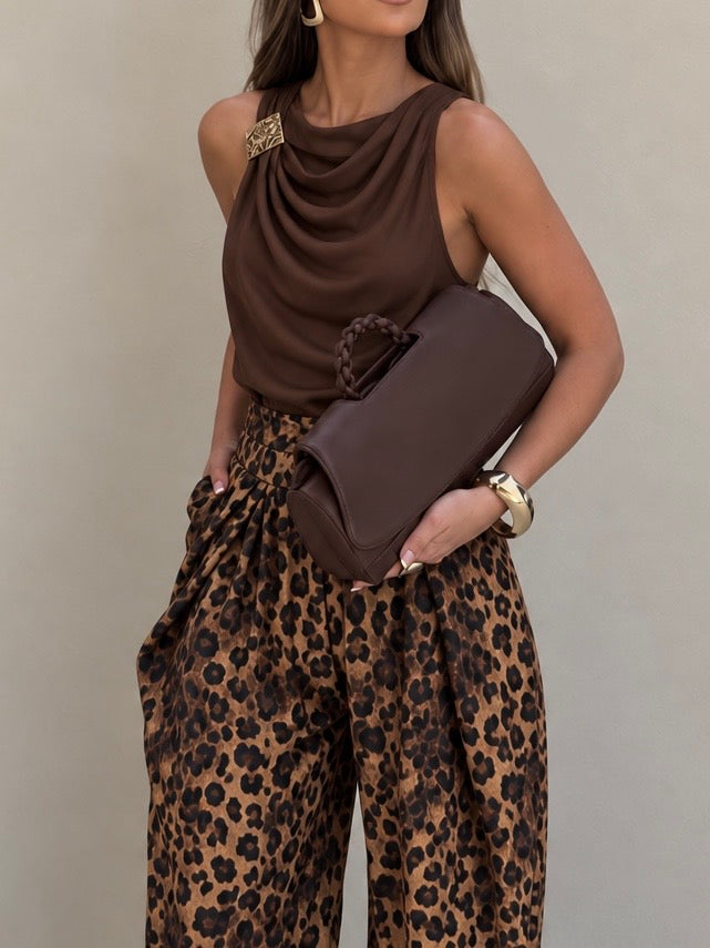 Blusa Satinada Hebilla